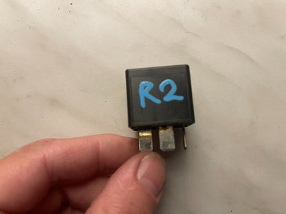 DH2214B192CA JAGUAR LAND ROVER BLACK 4 PIN RELAY 40A EXPRESS DELIVERY