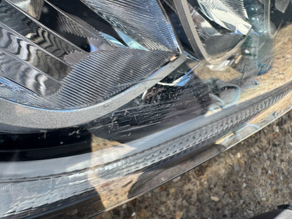 Toyota Genuine Yaris XP210 2021 Right Front Headlight Led Headlamp DAMAGED