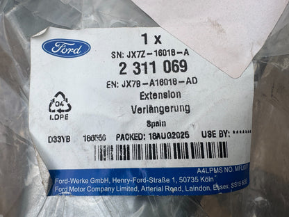 Genuine Ford Focus RIGHT Front Fender Dash Extension 2018-On 2311069