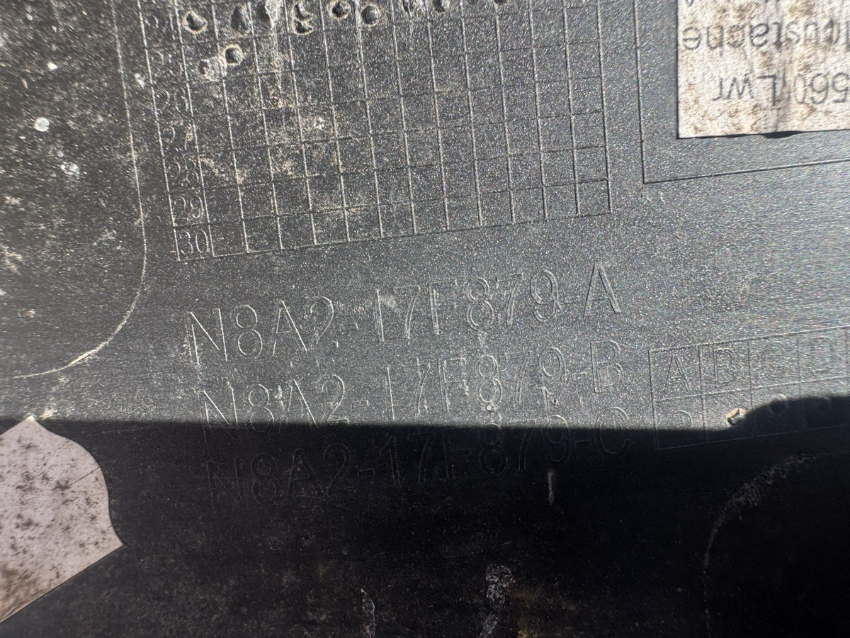 N8A2-17F879-A N8A217F879A LAND ROVER 原廠件