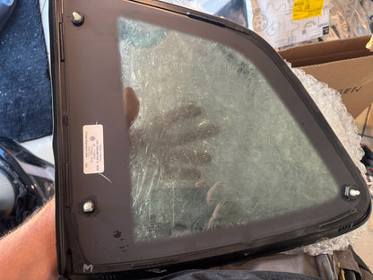 5NN845042E Genuine VW Tiguan Allspace RH LWB Side Window Glass New OEM 2017-2024