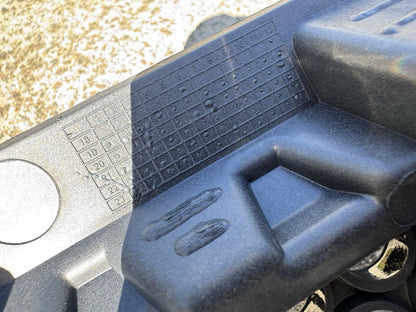 LAND ROVER DEFENDER L663 กระจังหน้าตัวล่าง สีดำ M8B2-17H750-C
