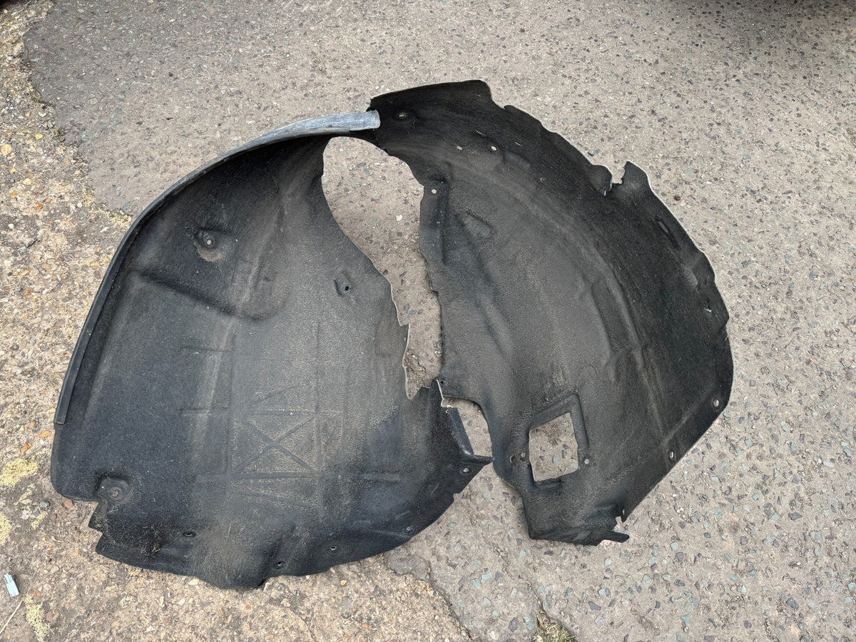Land Rover Range Rover Late Model unknown part number wheel arch liner right