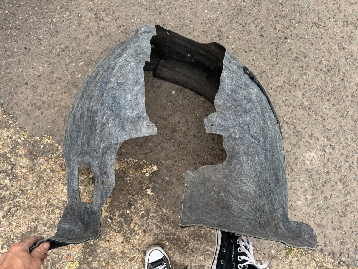 Land Rover Range Rover Late Model unknown part number wheel arch liner right