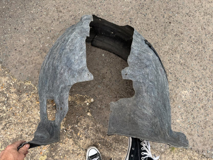 Land Rover Range Rover Late Model unknown part number wheel arch liner right