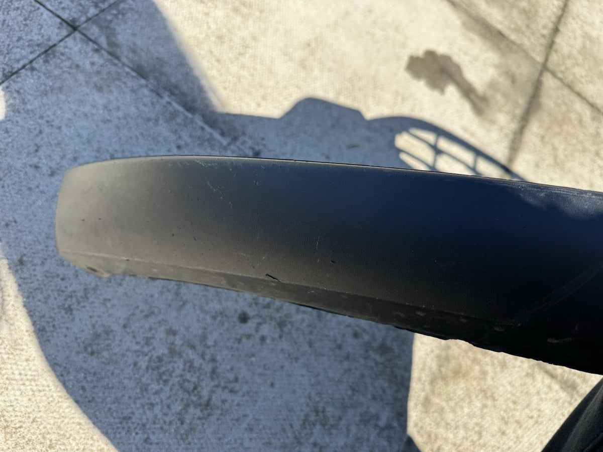FORD FOCUS 2015-2018 MK3 前下保桿 F1EB17B635-B 4690 F1EB-17B635-V