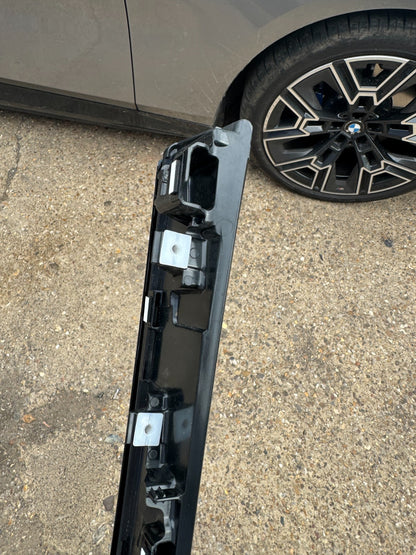 Toyota 3rd level brake light bar damaged 47-138 koito 148r000428