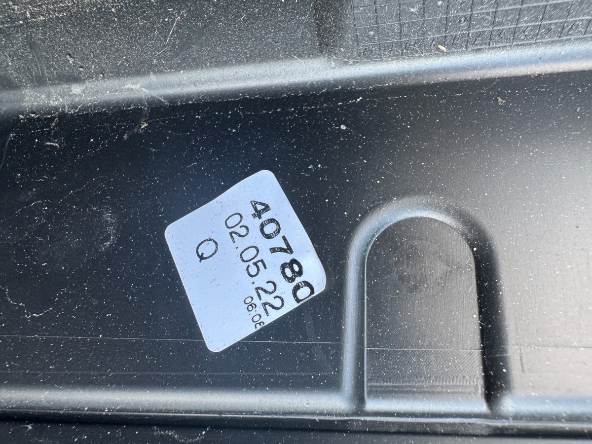 AUDI Q2 RIGHT RH Door Moulding Trim GENUINE Used 81A853970A