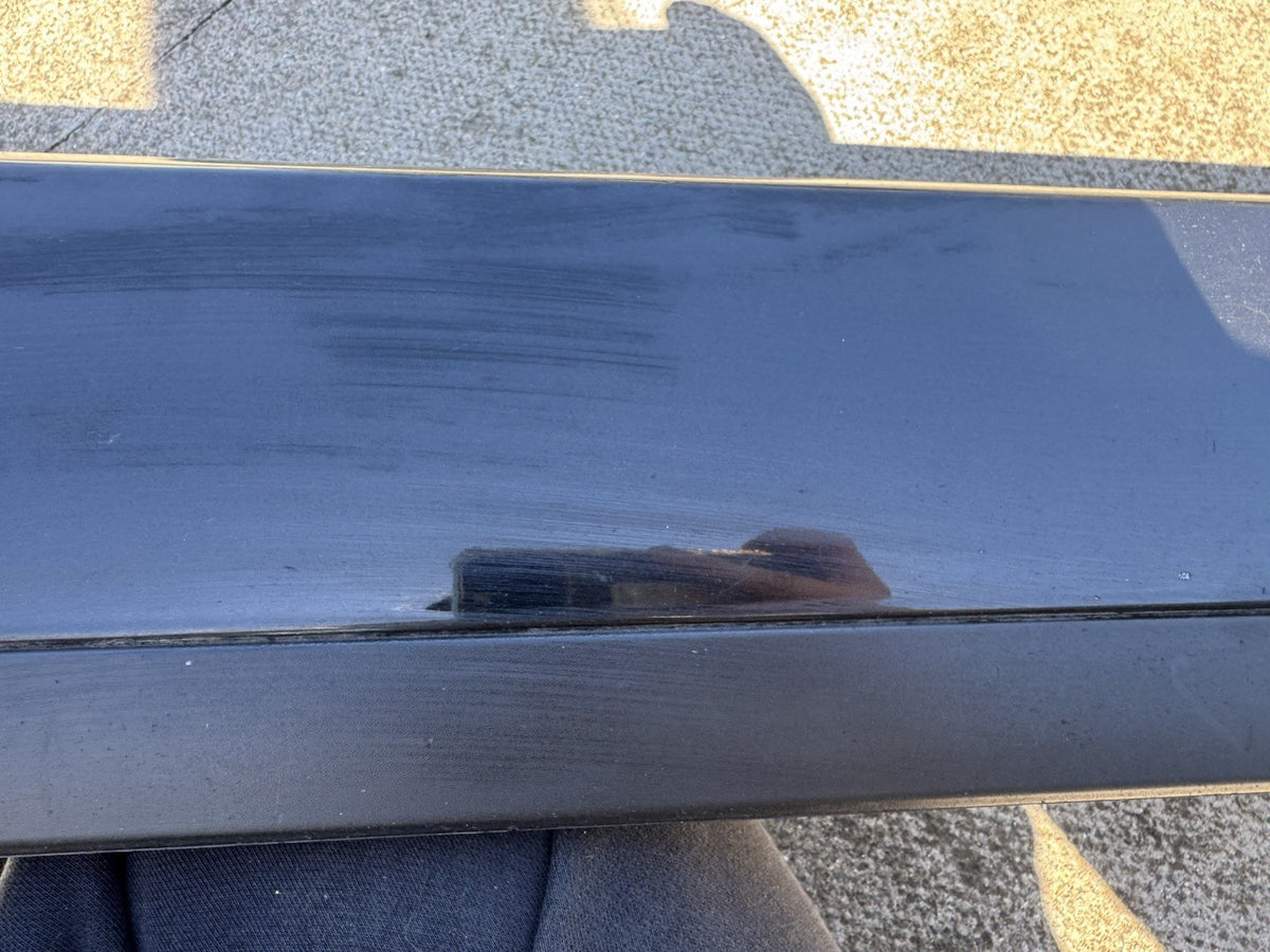Jaguar E Pace X540 Moulding Pintu Samping Kanan Depan 2017-2021 J9C3-21064-A Original