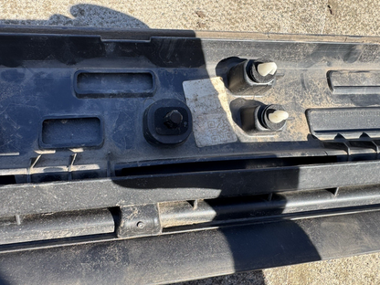 Jaguar E Pace X540 Moulding Pintu Samping Kanan Depan 2017-2021 J9C3-21064-A Original