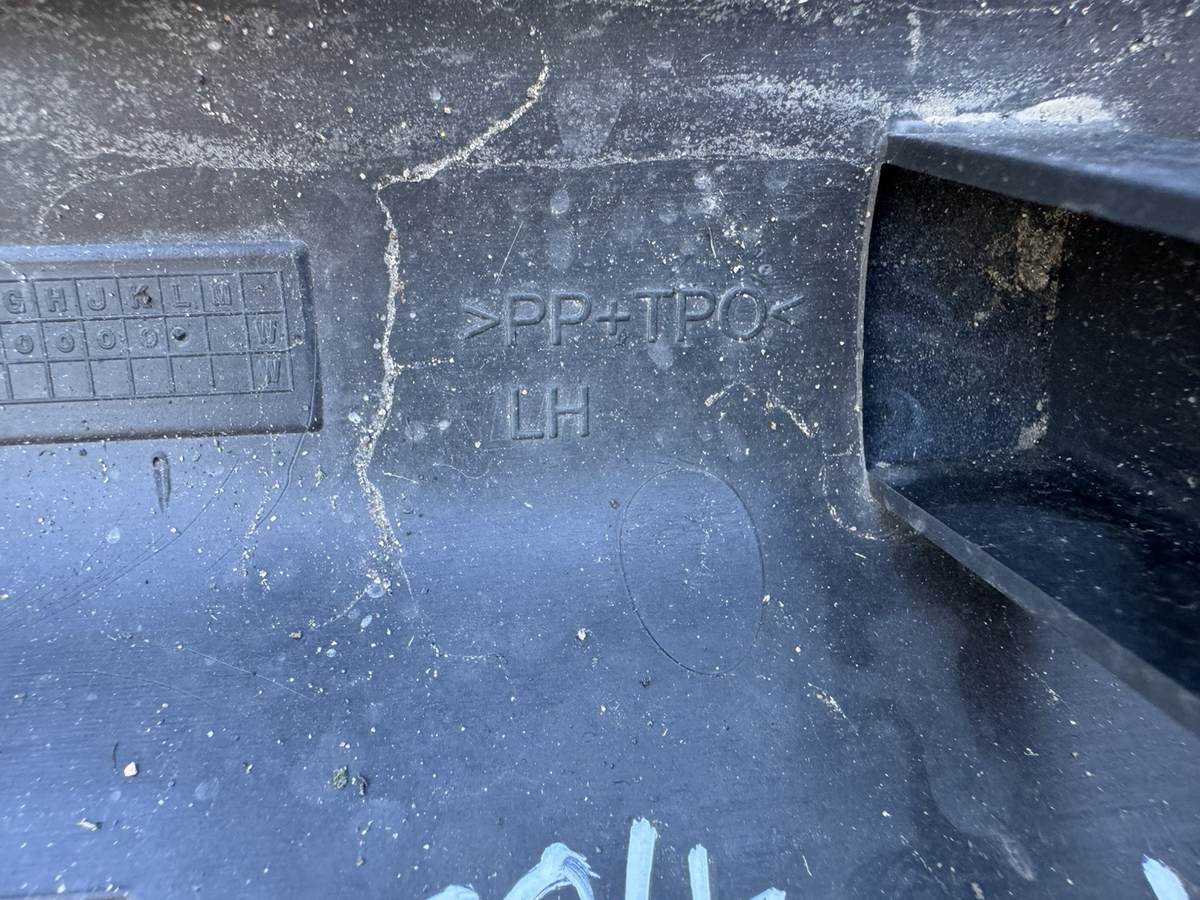 Ford PUMA Front LEFT Skirt Door Moulding LH 19-26 MK2 L1TB-S20307-C