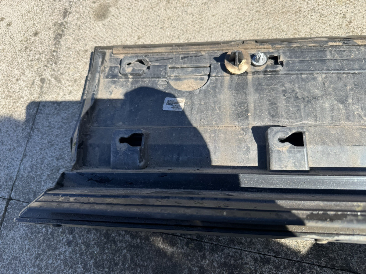 คิ้วประตูหน้า ซ้าย Range Rover Evoque L551 2019 ON K8D2-21065-B แท้