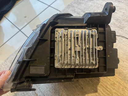 LEVC TX LONDON TAXI LEFT HAND FULL LED HEADLIGHT SPARES REPAIRS A2C75174902