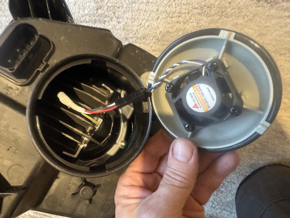 LEVC TX LONDON TAXI LEFT HAND FULL LED HEADLIGHT SPARES REPAIRS A2C75174902