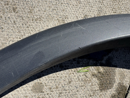 JAGUAR E-PACE 2020 TRIM OVER FENDER MOULDING BELAKANG SISI KANAN J9C3-290E22B