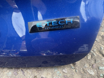 RENAULT CAPTUR MK2 2020-2023 TAILGATE TRIM PANEL BLUE RQH 901521040R GENUINE