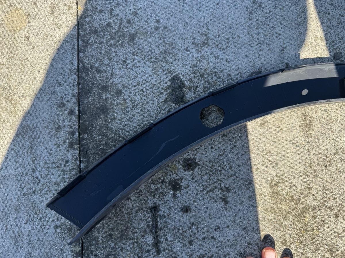 FORD KUGA TRIM OVER FENDER DEPAN SISI KANAN MK2 2013 CV44-S16D238-A
