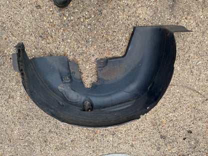 PEUGEOT 2008 WHEEL ARCH LINER GUARD REAR RIGHT 2017 967881368A