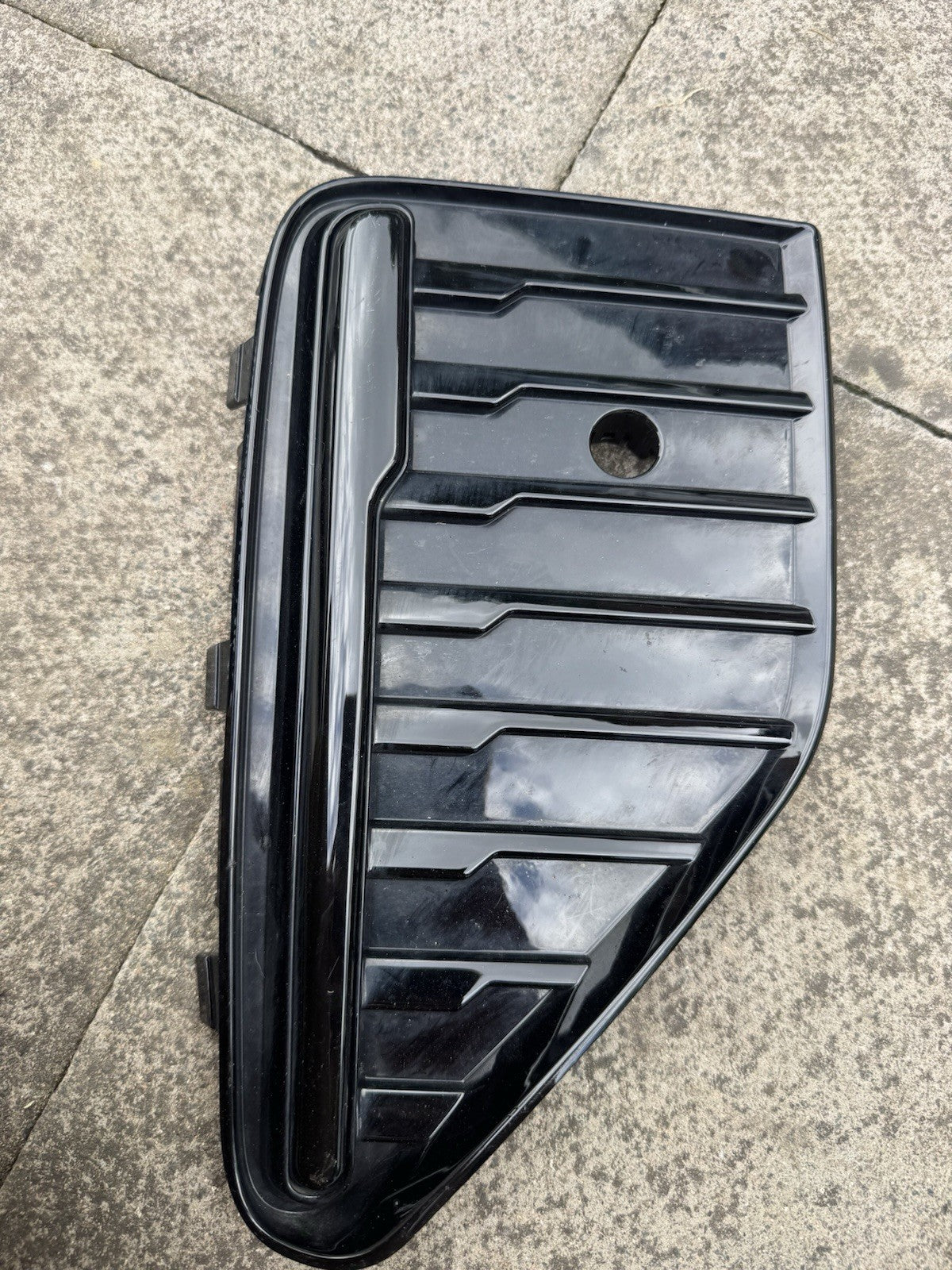 水箱罩 格柵 前右保桿格柵 Volvo XC90 II 正廠 32345733