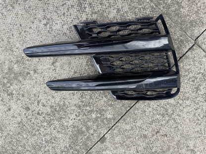 RANGE ROVER VELAR L560 GRILL BUMPER DEPAN KIRI LH 2018 UP ORIGINAL J8A2-17E852-AB