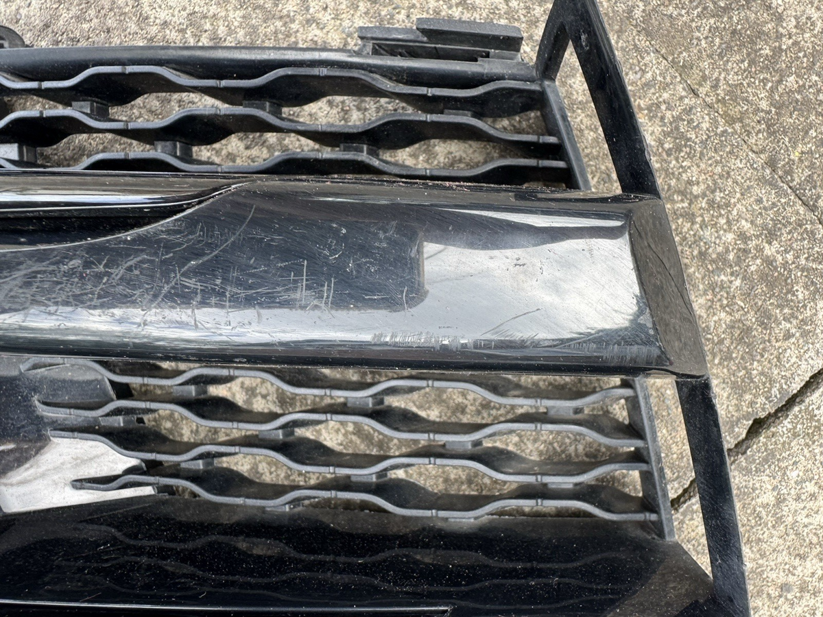 RANGE ROVER VELAR L560 GRILL BUMPER DEPAN KIRI LH 2018 UP ORIGINAL J8A2-17E852-AB