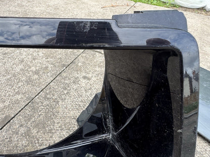 Land Rover Defender Headlight Surround Right 20 ON L8B2-13C024-B L663 Damaged
