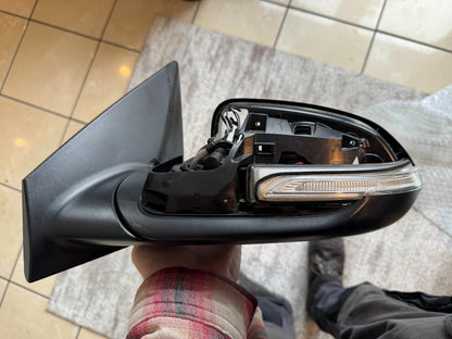 KIA STONIC YB CUV 2024 ELECTRIC WING MIRROR LEFT IN BLACK 87610H8360 10 PIN