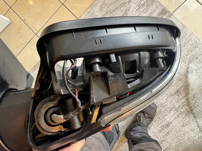 KIA STONIC YB CUV 2024 ELECTRIC WING MIRROR LEFT IN BLACK 87610H8360 10 PIN