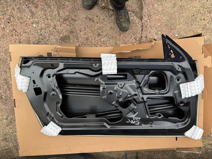 NEW GENUINE BMW E92 E93 LEFT Door Panel 7200569