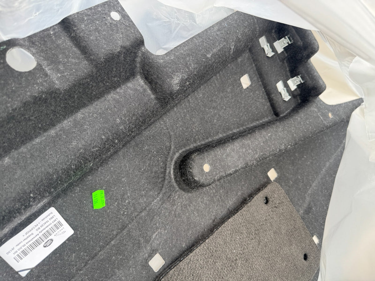 LR146639 - Shield - Underbody - LAND ROVER DEFENDER L663 RIGHT L8B2104C20BG