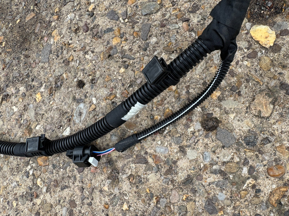 Renault Symbioz (RJB) 1.6 E-Tech Full Hybrid 145 Pdc wiring harness 240156036R