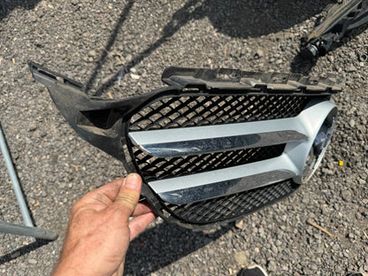 MERCEDES C CLASS W205 AMG GRILL BUMPER DEPAN ♻️ A205880