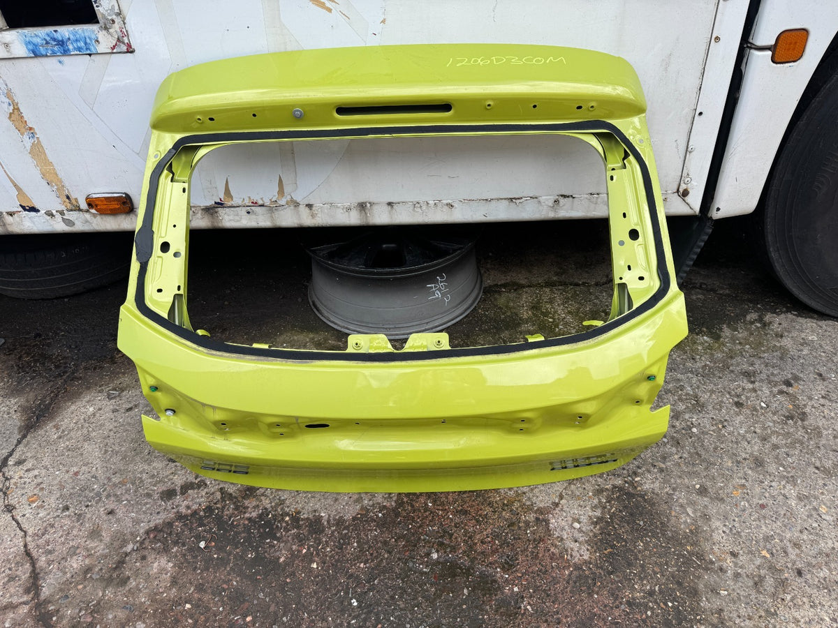 2025 Peugeot 208 1.2 Hybrid 100 GT 5dr e-DSC6 HATCHBACK BARE TAILGATE small dent