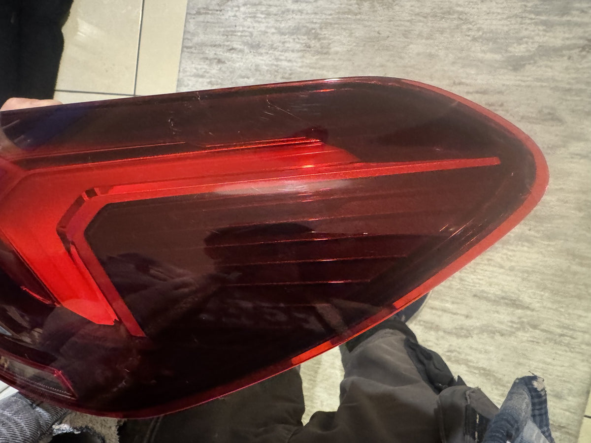 Audi Q6 e-tron 2024-26 Outer Rear LED Tail Light Right 85H945092 SPARES REPAIR