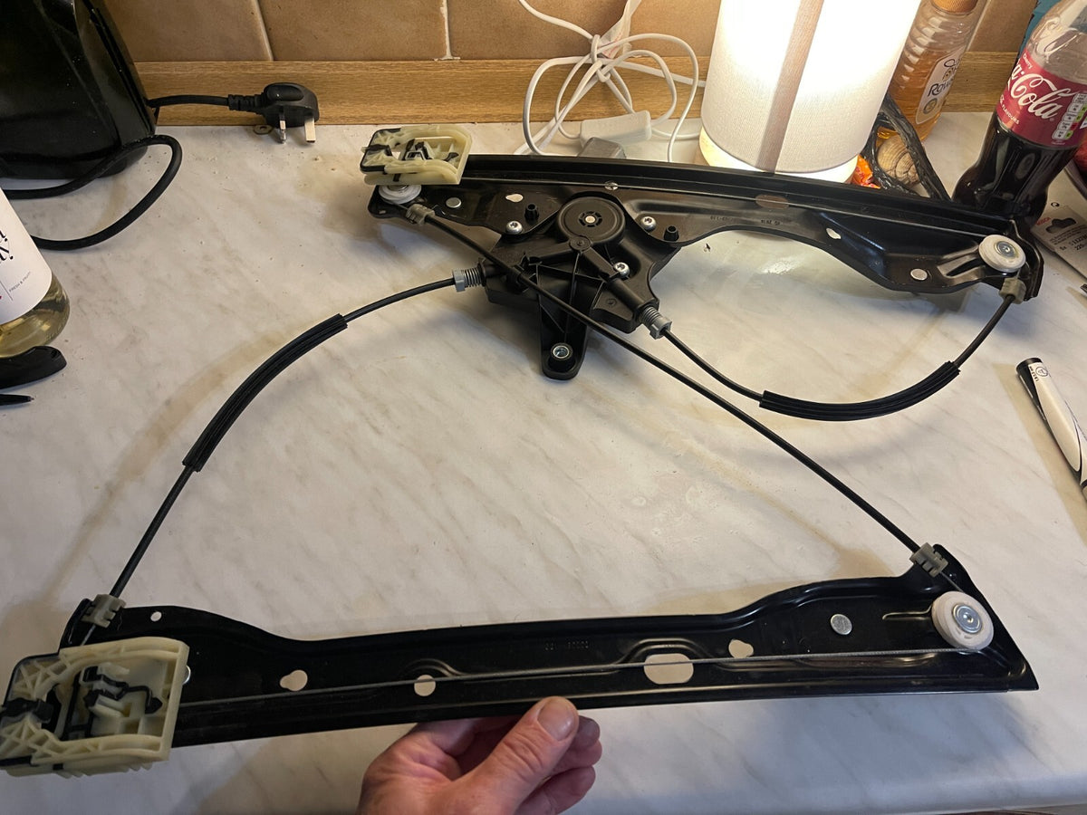OPEL VAUXHALL ASTRA DOOR WINDOW REGULATOR FRONT RIGHT 39142316 MK7 K 2015 -2021