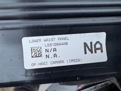 RANGE ROVER L405 คิ้วขอบประตูด้านล่างฝาท้ายหลัง CK5213D748A