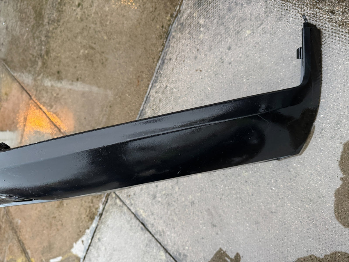 VOLVO C40 RECHARGE 2022-ON FRONT BUMPER LOWER SPOILER 32136097