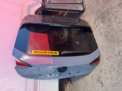 OPEL VAUXHALL CORSA F P2JO 尾門行李箱蓋 98303865 損壞