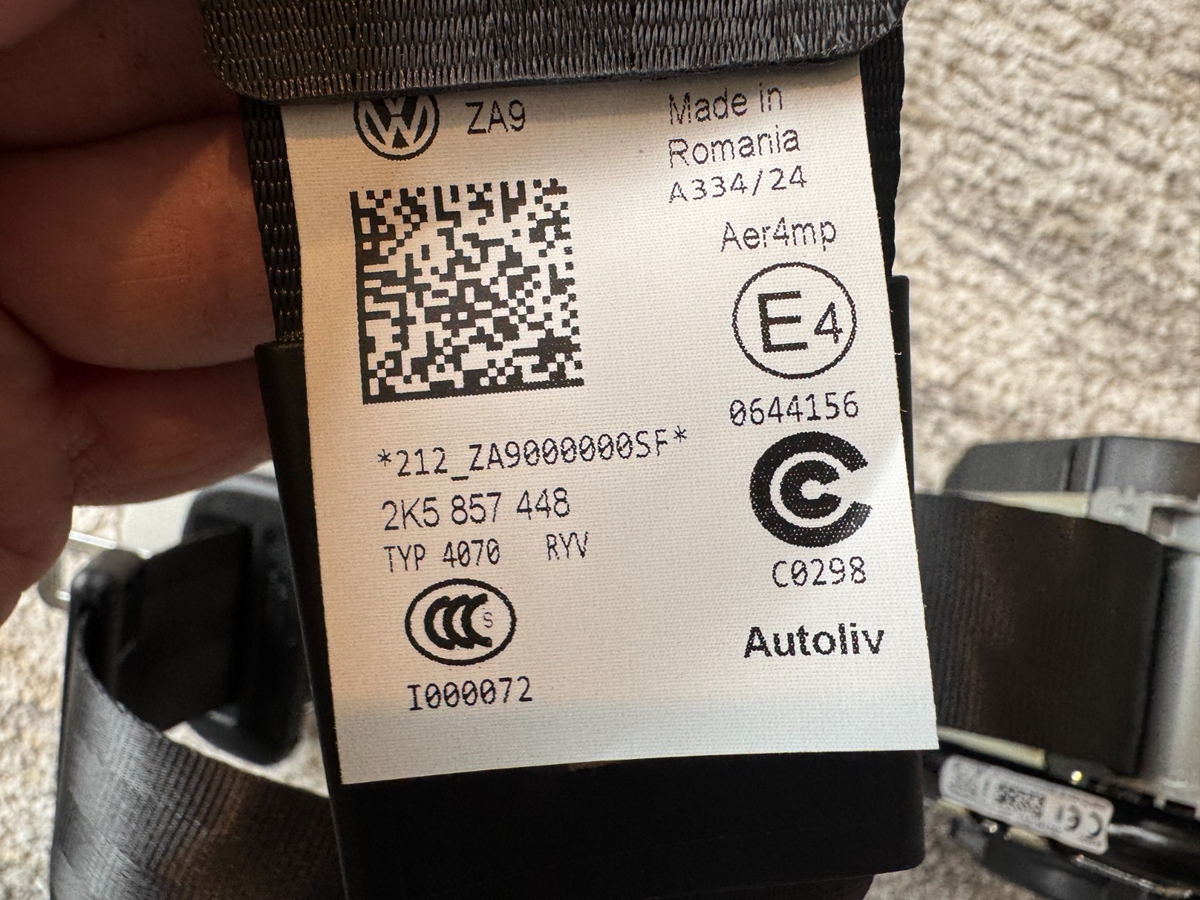 NEW GENUINE VW CADDY IV SA MK6 Right Three-Point Seat Seatbelt 2K5857448ARYV