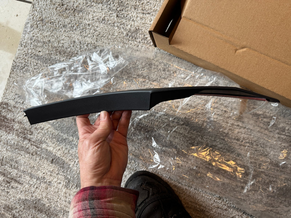 NEW LAND ROVER DEFENDER L663 2020-ON REAR LEFT ARCH TRIM L8BM-16A333-AB