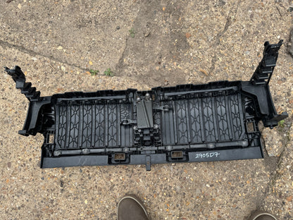 Grille Radiator Depan BMW G26 5A1E917 4 Series 2022 24494642 PECAH