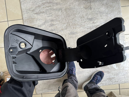 GENUINE RENAULT CAPTUR II 2019-ON FUEL FILLER FLAP POT 781201650R NEW UNFITTED