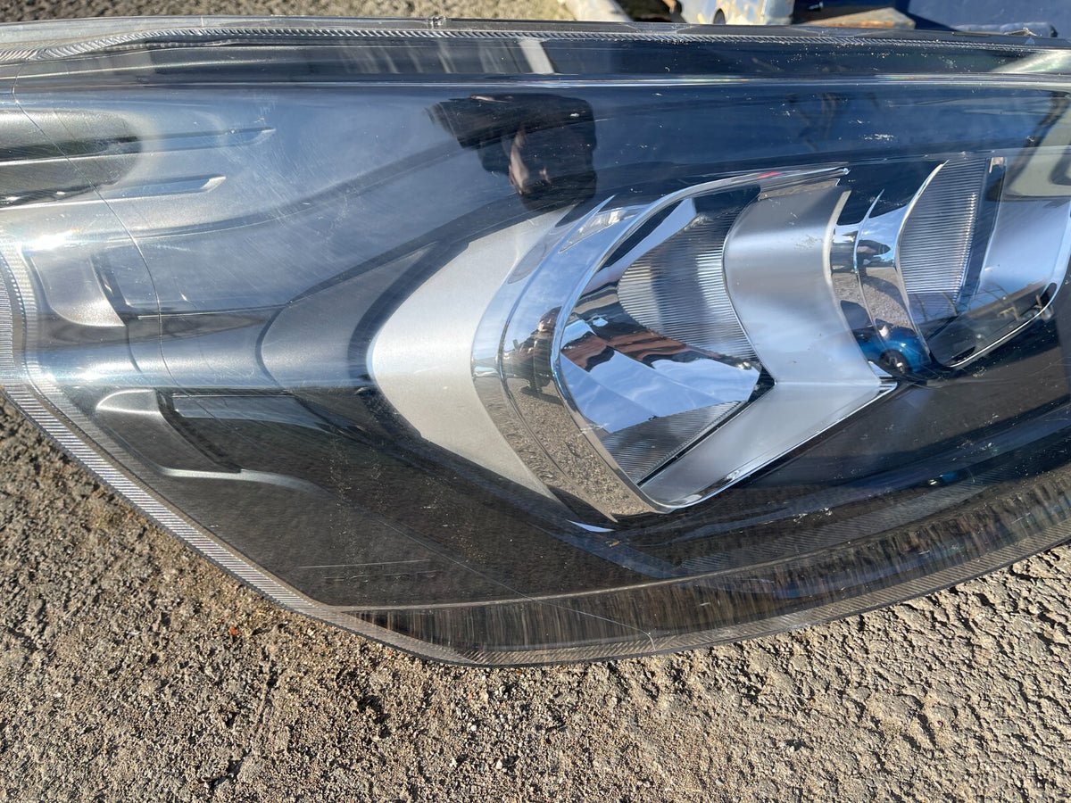 2018 2019 2020 2021 2022 FORD TRANSIT OSF RIGHT HEADLIGHT JK21-13W029-AJ
