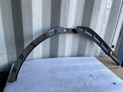 RANGE ROVER EVOQUE L538 2017 RHR REAR LEFT WHEEL ARCH MOULDING BJ32-290E23-AH