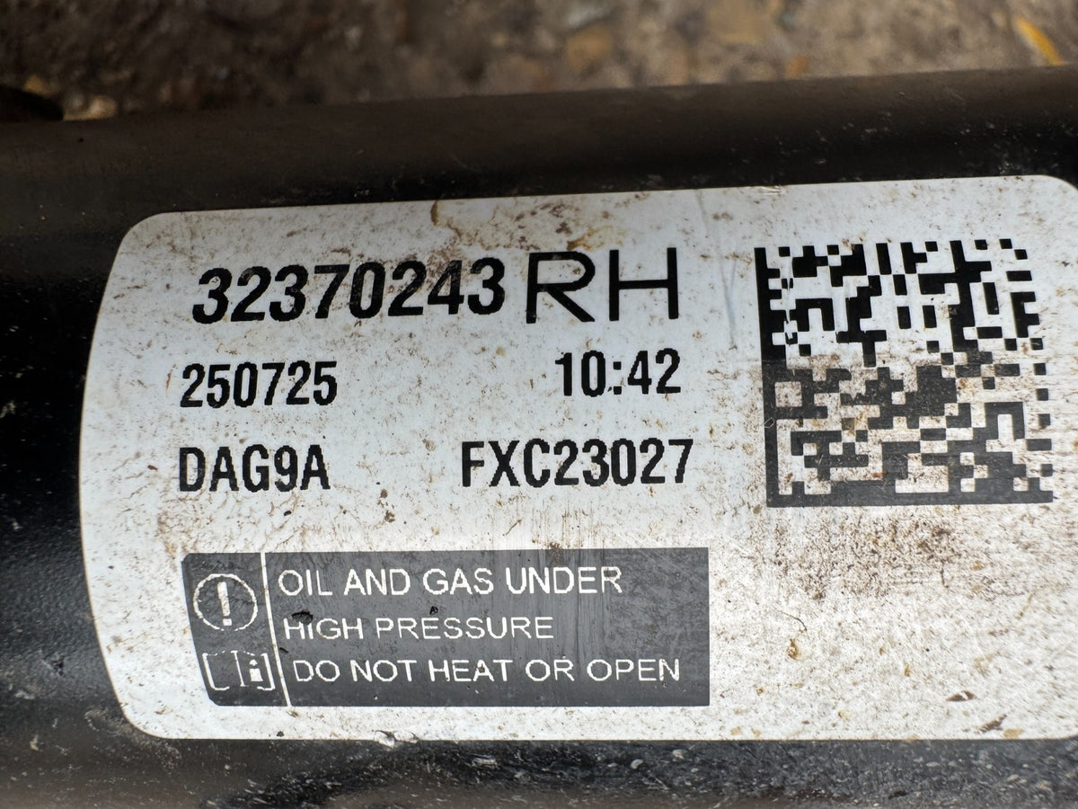 32370243 โช้คอัพหน้า ขวา / 32246642 / 5644685 สำหรับ VOLVO XC40 536 RE