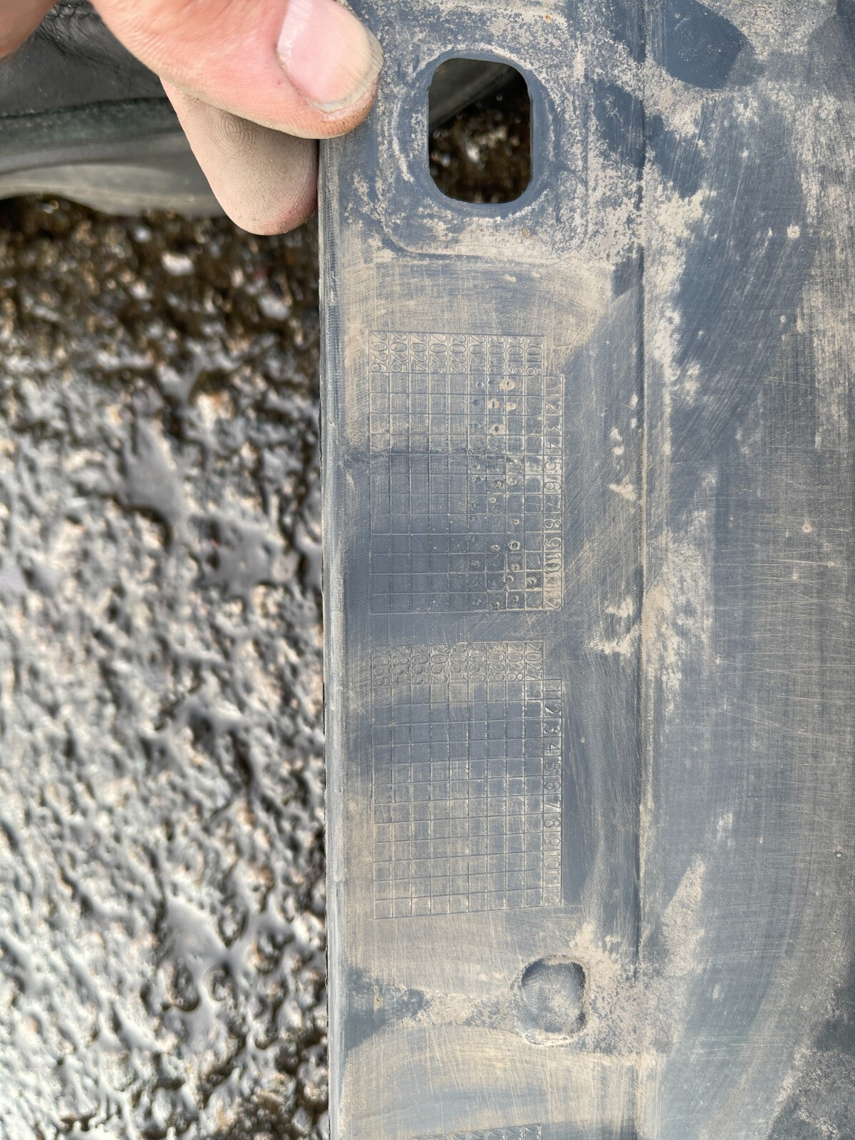 * 2021 - 2023 MERCEDES-BENZ W247 GLA Left Side Skirt A2476980900