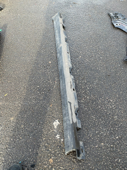 * 2021 - 2023 MERCEDES-BENZ W247 GLA Left Side Skirt A2476980900