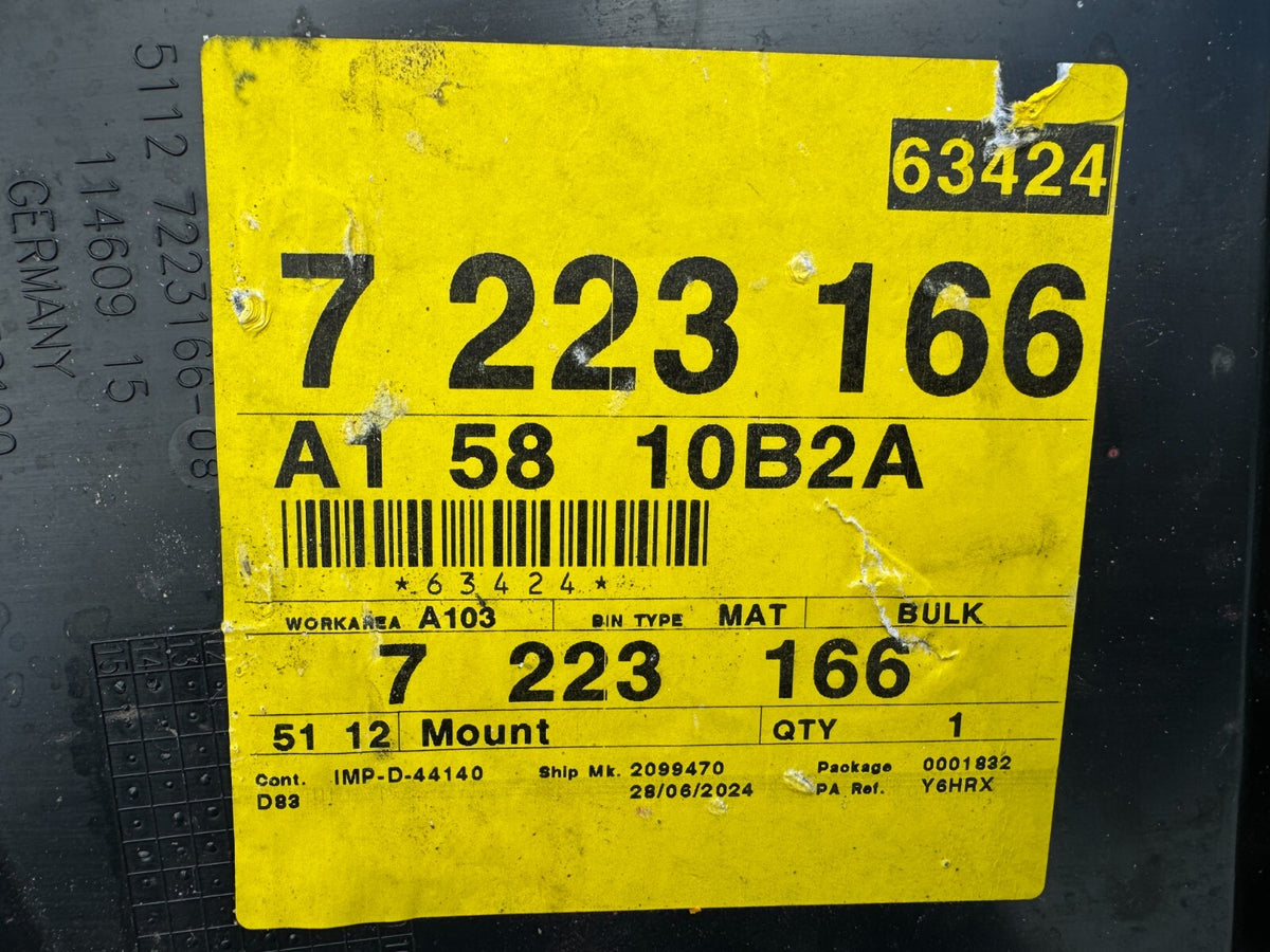 BMW 6 SERIES F06 F12 M6 640d 640i 650i ขายึดกันชน หลังขวา 7223166