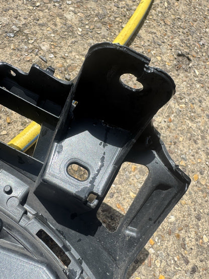 TOYOTA YARIS HATCHBACK 2020 ke atas GRILL RADIATOR ATAS BUMPER DEPAN 53111-K0020