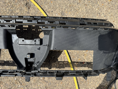 PEUGEOT 3008 MK3 BUMPER GRILLE TRIM 9843792880